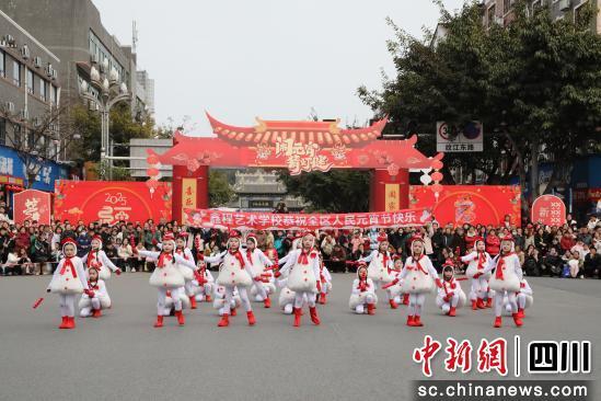 罗江县体育馆领导团队，引领变革，塑造未来之力